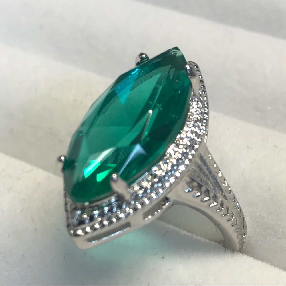 Sz 8.5, Sterling Silver “Emerald” Ring